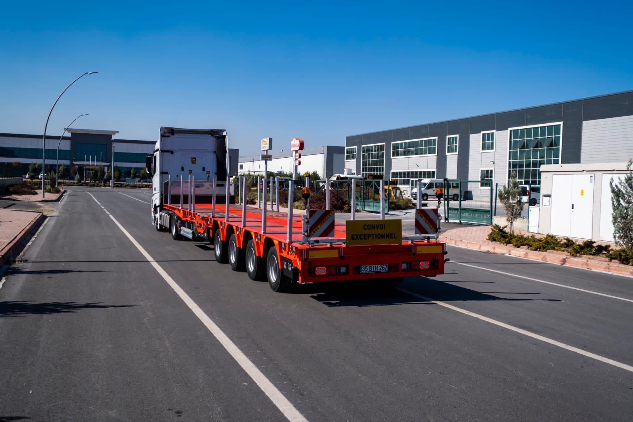 Semirimorchio pianale allungabile 4 assi