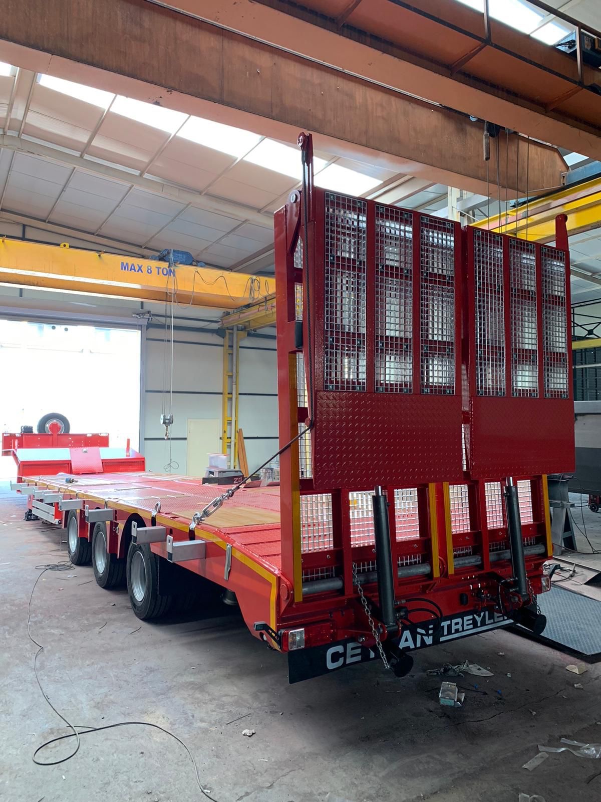 Semirimorchio 3 assi 13,60 CEYLAN