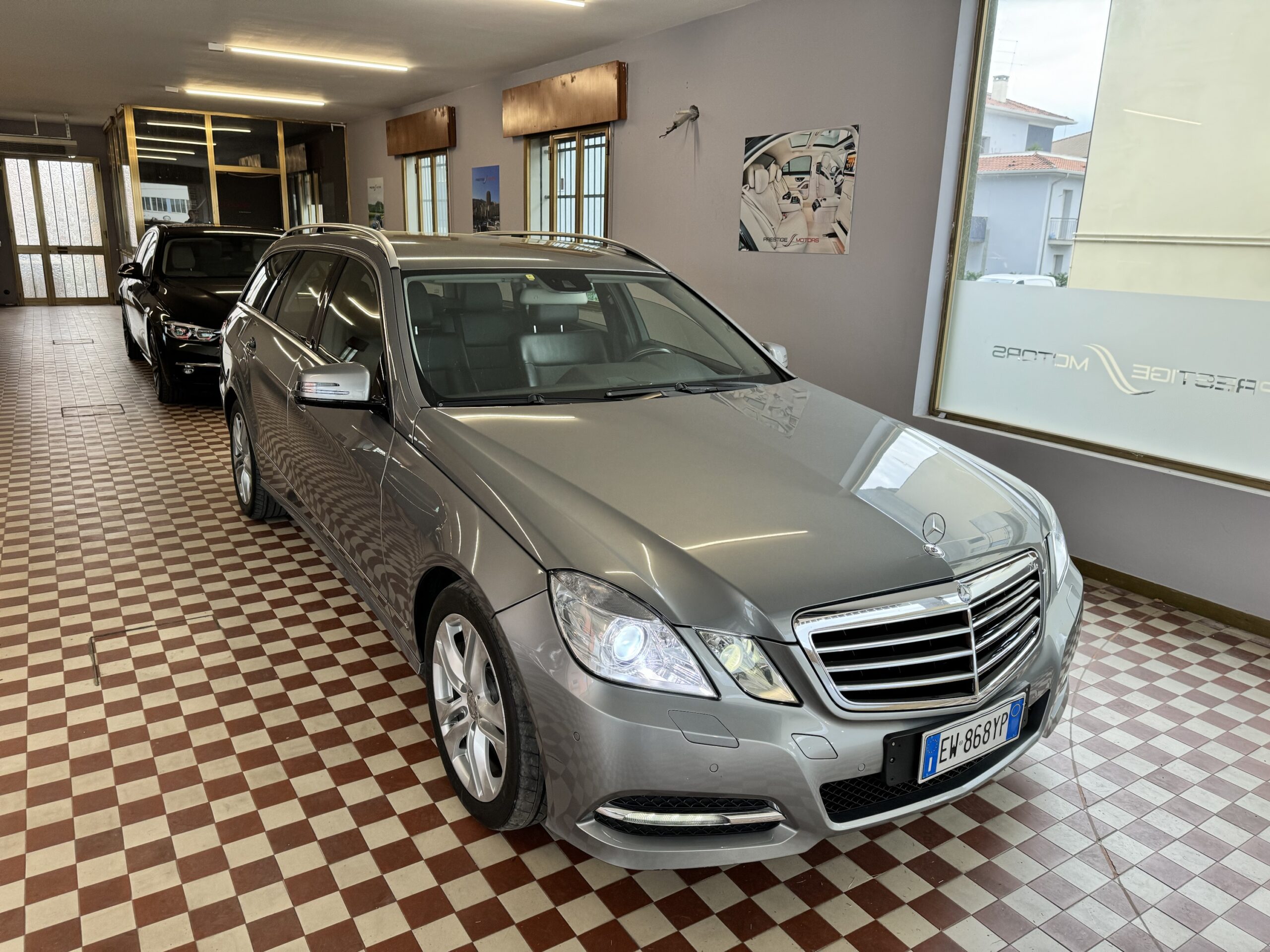 Mercedes-Benz E220 CDI - AUTOMATICO