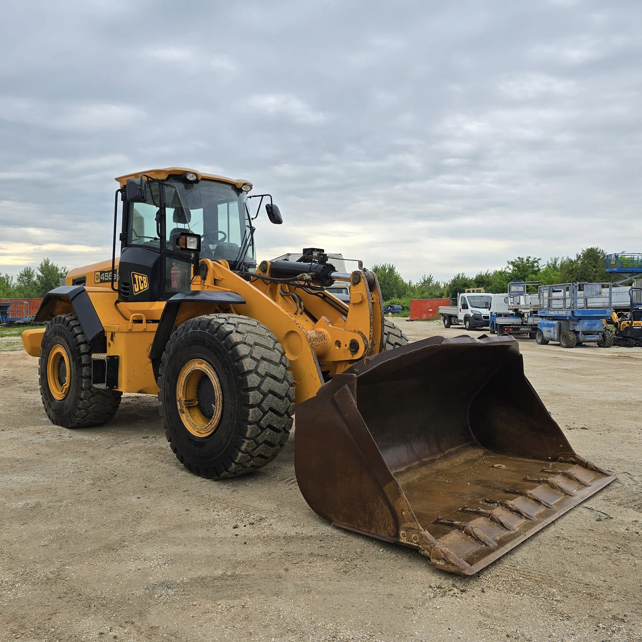 PALA GOMMATA JCB 456e ZX