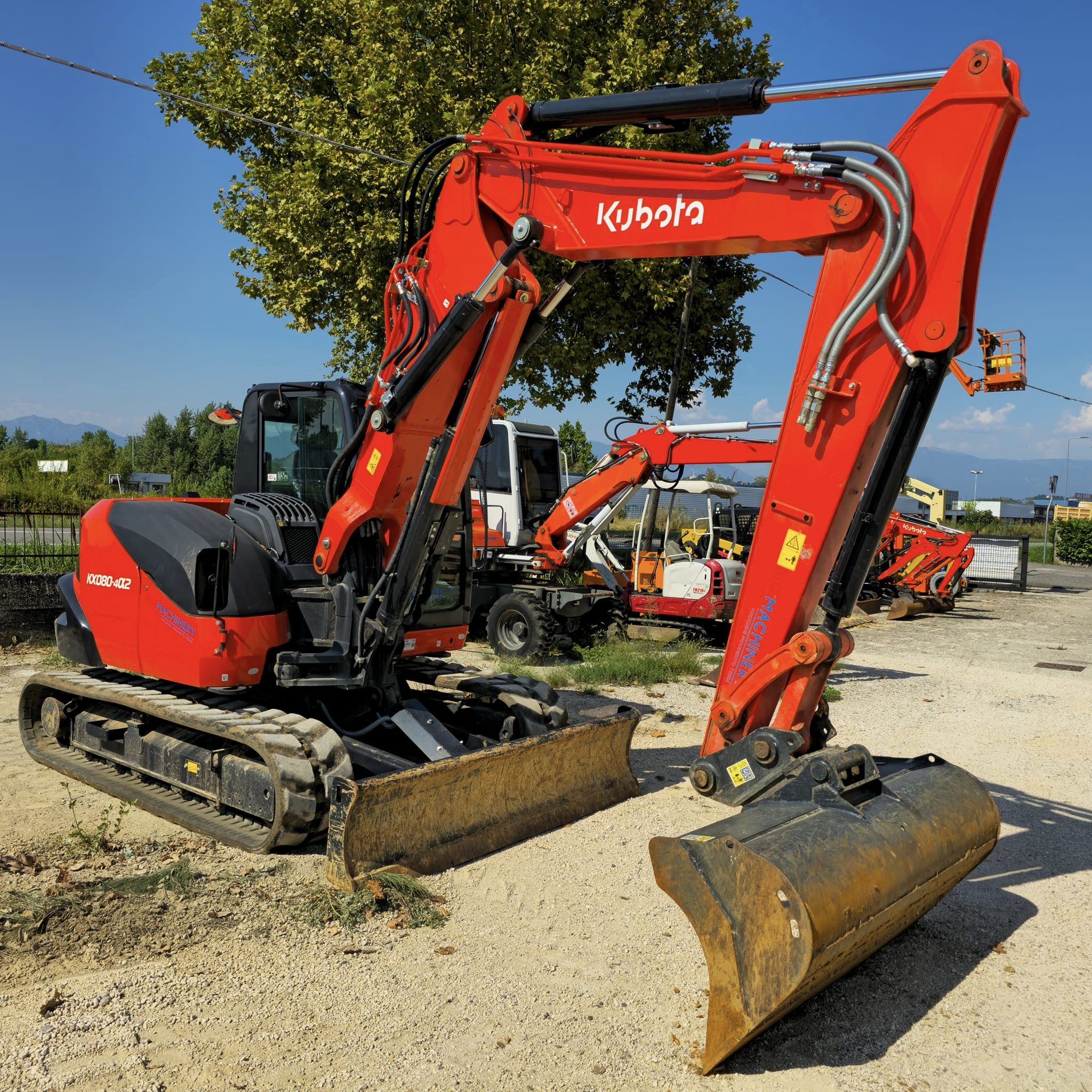KUBOTA KX080