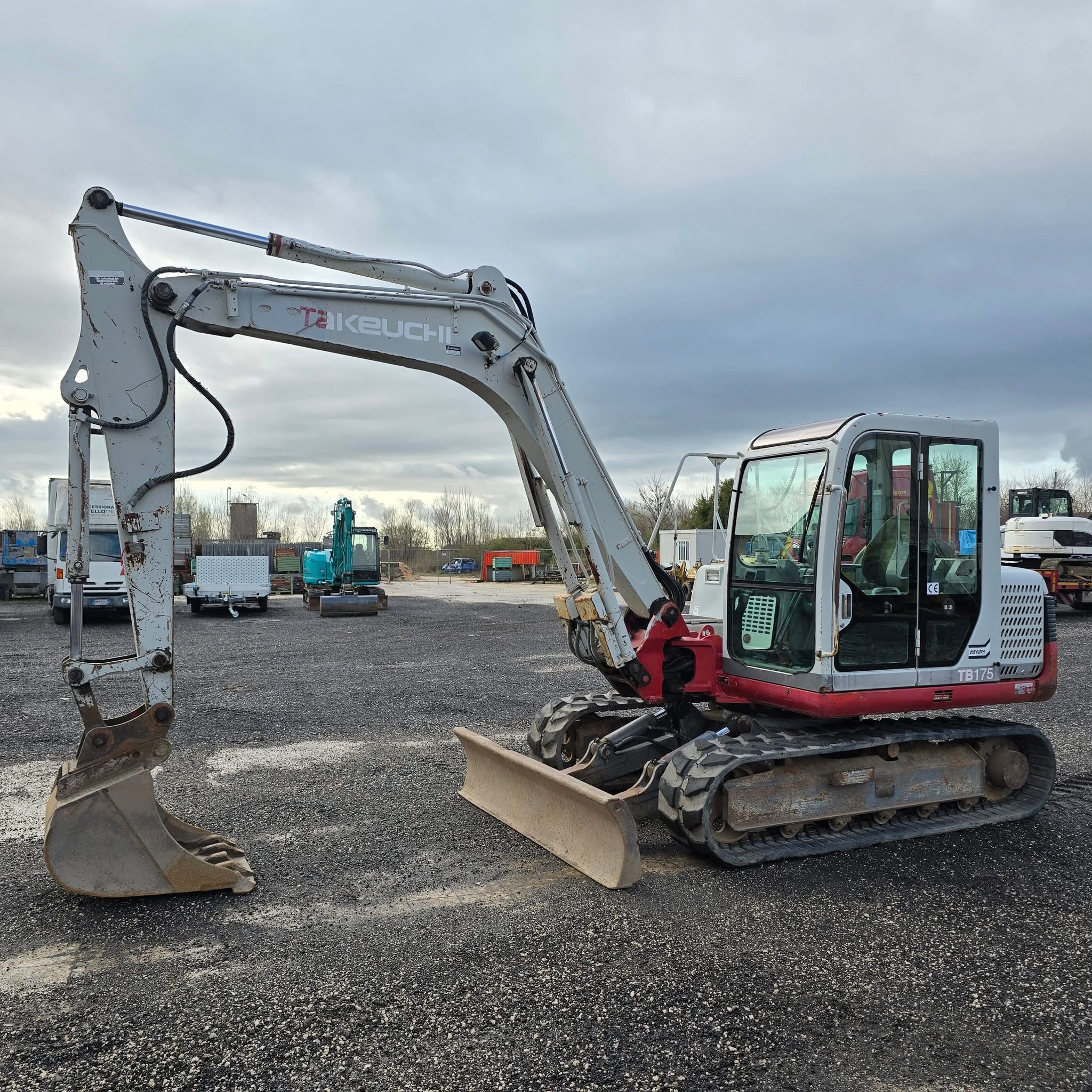 TAKEUCHI TB175