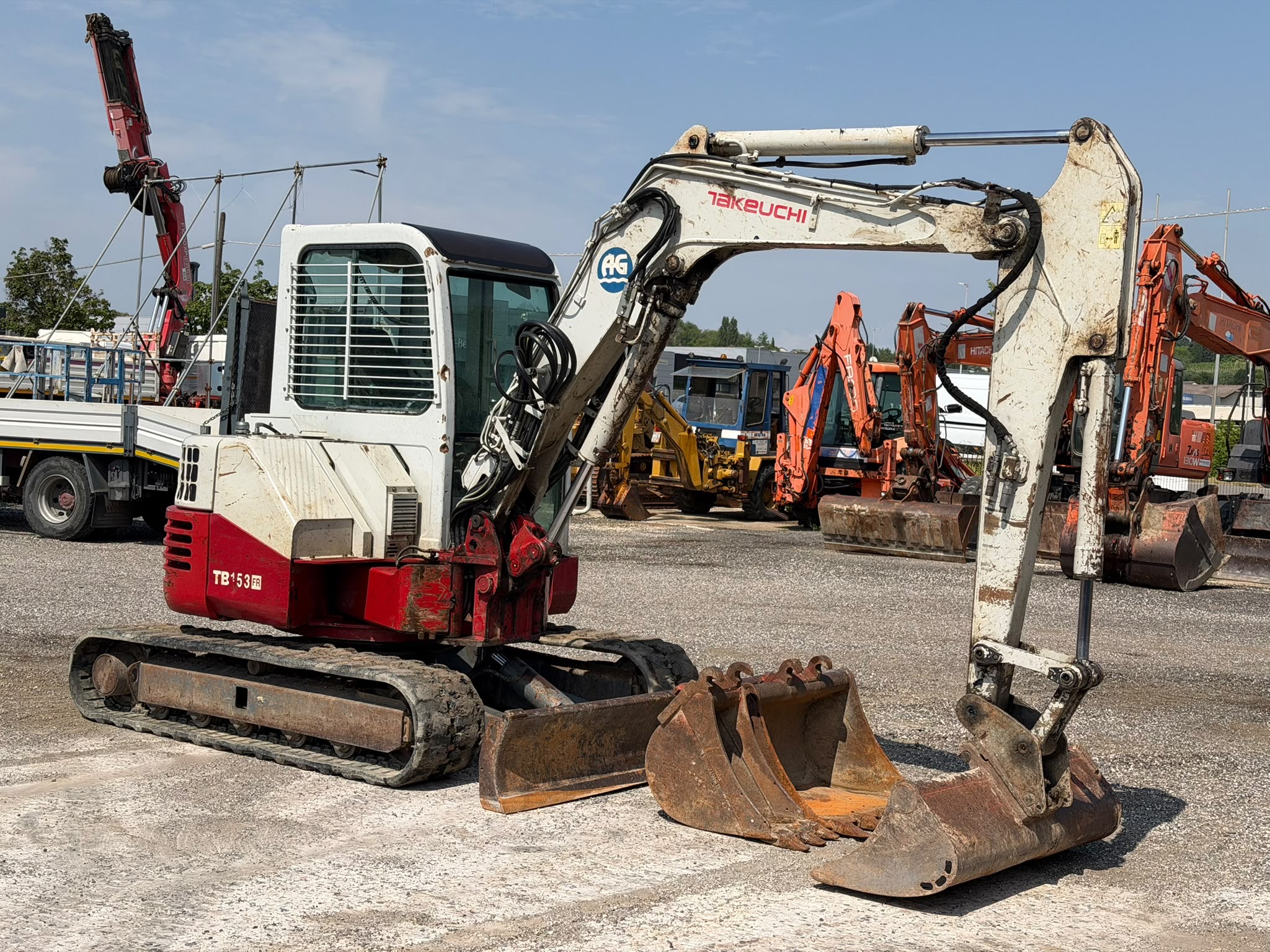 TAKEUCHI TB 153FR