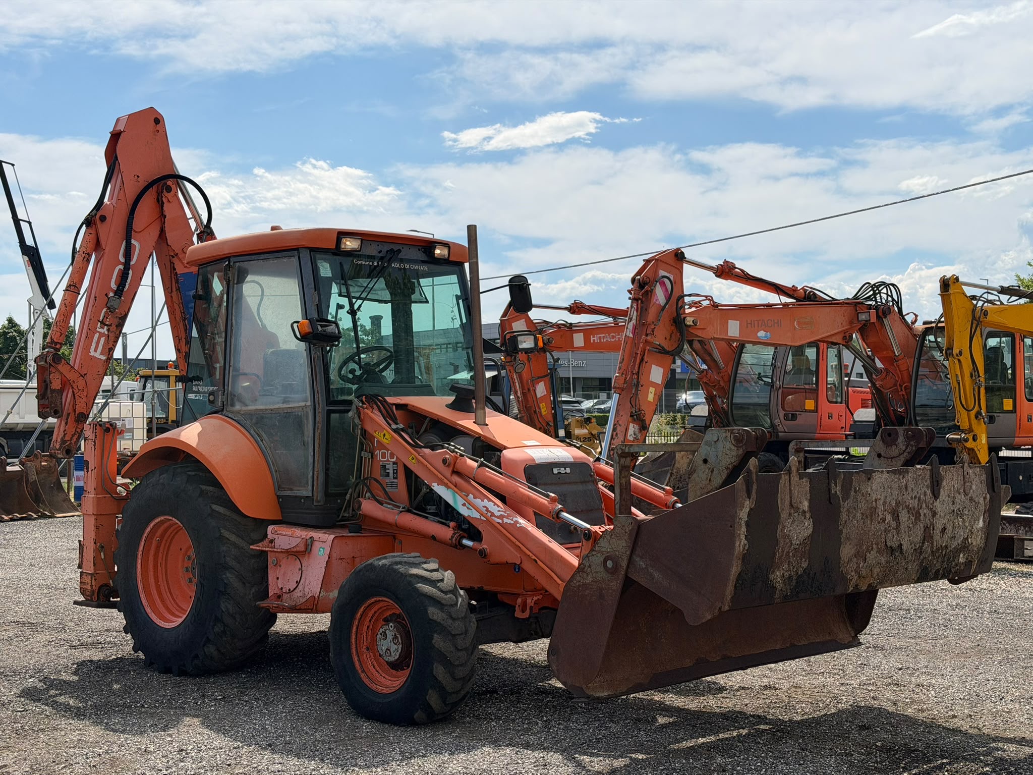 TERNA FIAT HITACHI FB100